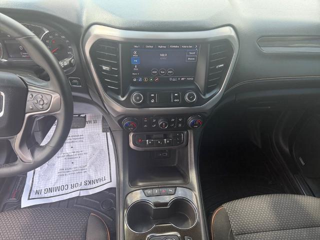 2023 GMC Acadia AWD AT4