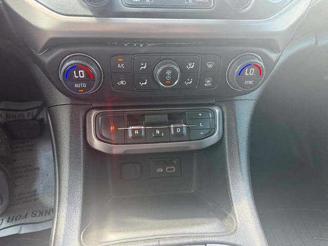 2023 GMC Acadia AWD AT4