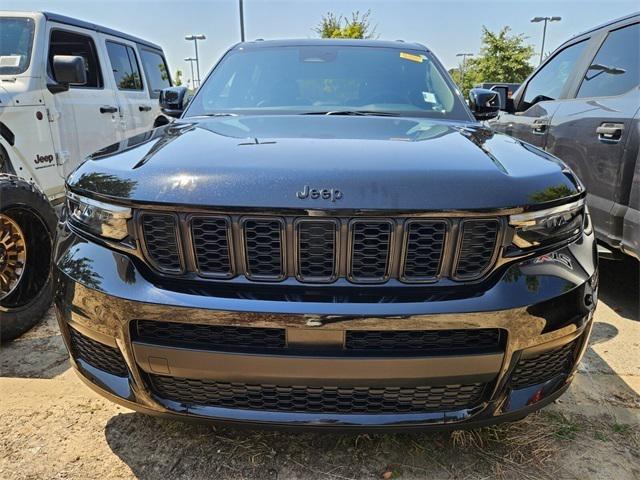 2023 Jeep Grand Cherokee L Altitude 4x2