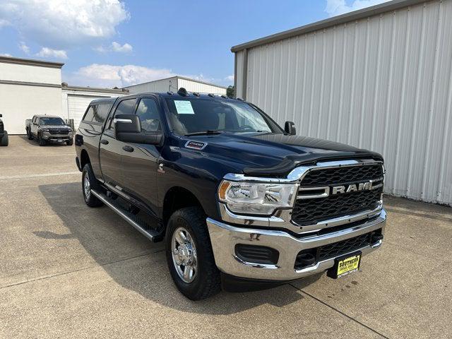 2023 RAM 2500 Tradesman Crew Cab 4x4 64 Box