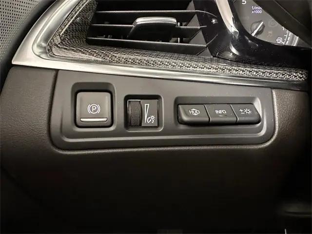 2025 Cadillac XT5 AWD Sport