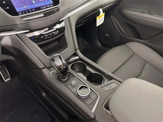 2025 Cadillac XT5 AWD Sport