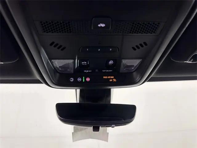 2025 Cadillac XT5 AWD Sport