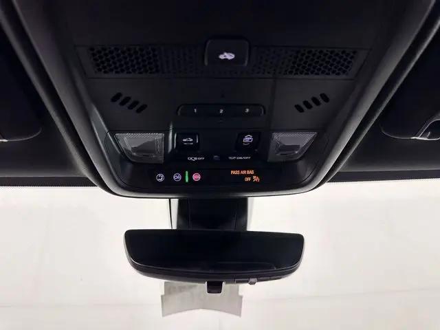 2025 Cadillac XT5 AWD Sport