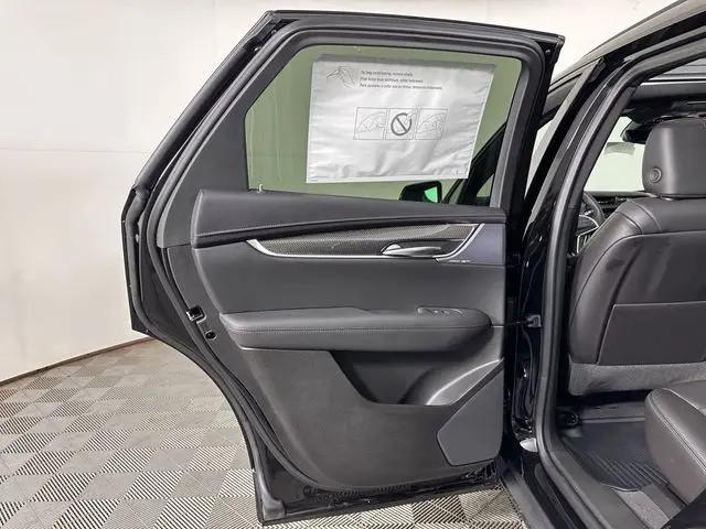 2025 Cadillac XT5 AWD Sport