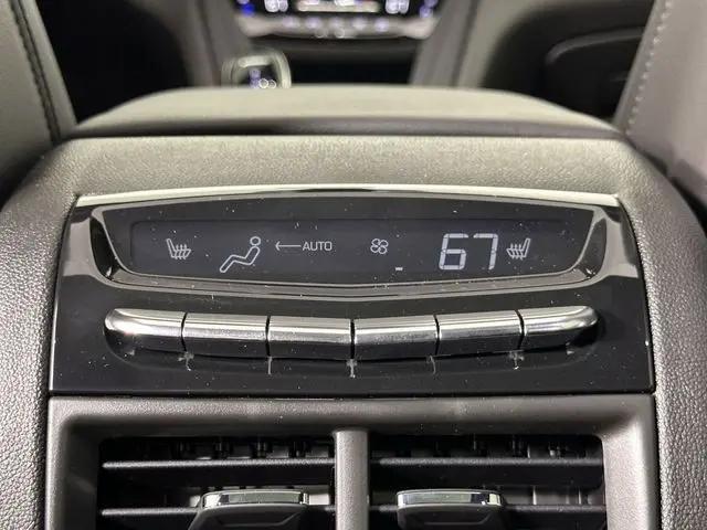 2025 Cadillac XT5 AWD Sport