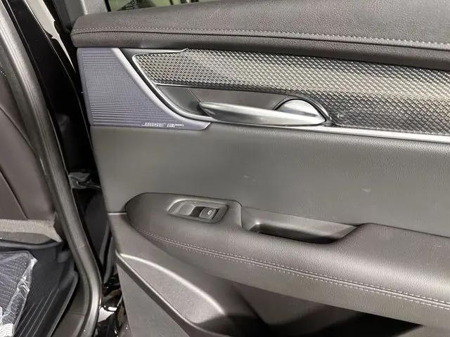 2025 Cadillac XT5 AWD Sport