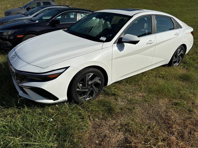 2024 Hyundai Elantra Limited