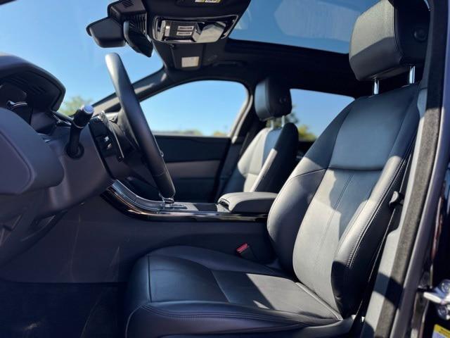 2024 Land Rover Range Rover Velar P250 Dynamic SE