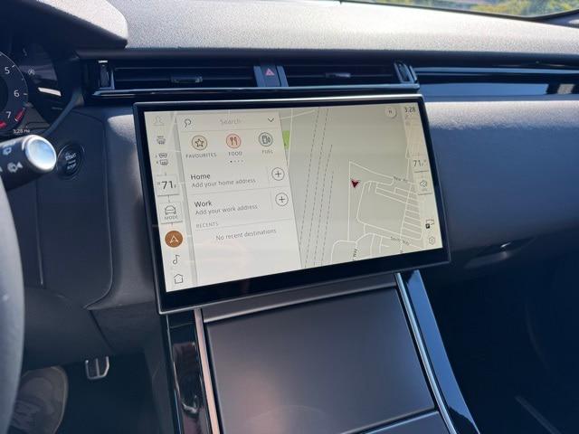 2024 Land Rover Range Rover Velar P250 Dynamic SE