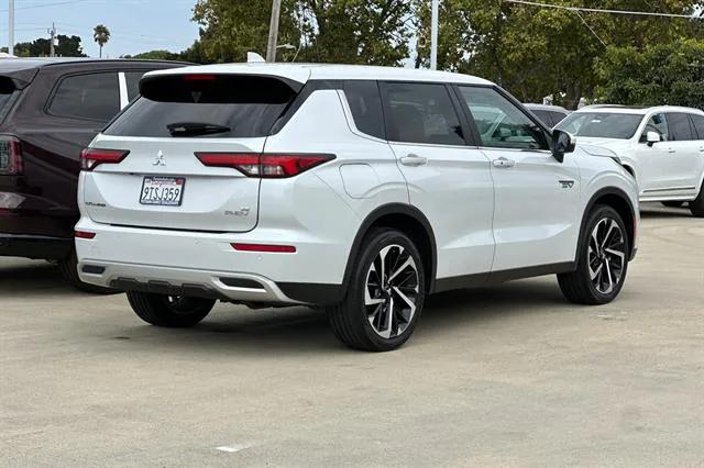 2023 Mitsubishi Outlander PHEV SE S-AWC 2023 Mitsubishi Outlander PHEV SE S-AWC