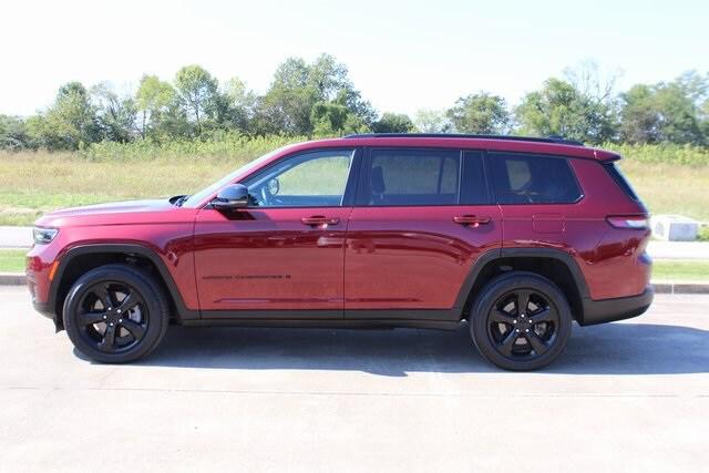 2022 Jeep Grand Cherokee L Altitude 4x4 2022 Jeep Grand Cherokee L Altitude 4x4