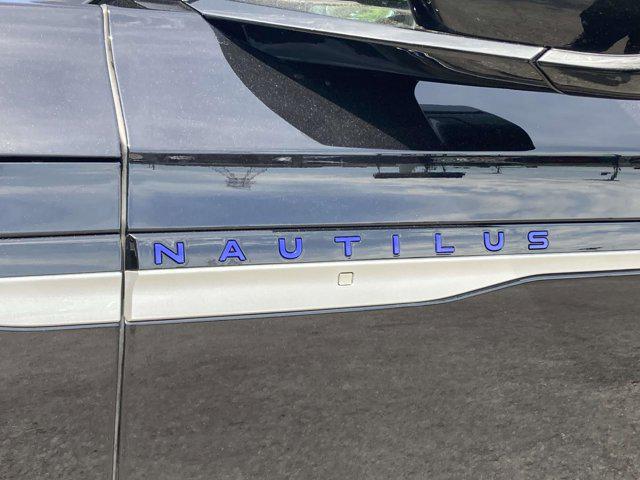 2024 Lincoln Nautilus Reserve