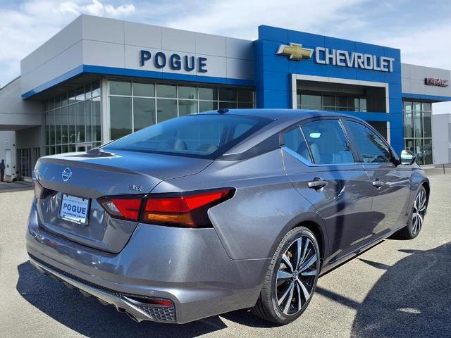 2022 Nissan Altima SR FWD 2022 Nissan Altima SR FWD