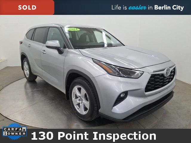 2024 Toyota Highlander LE