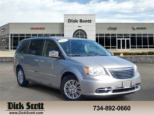 2014 Chrysler Town and Country Touring-L 2014 Chrysler Town and Country Touring-L