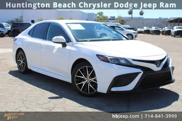 2023 Toyota Camry SE Nightshade Edition