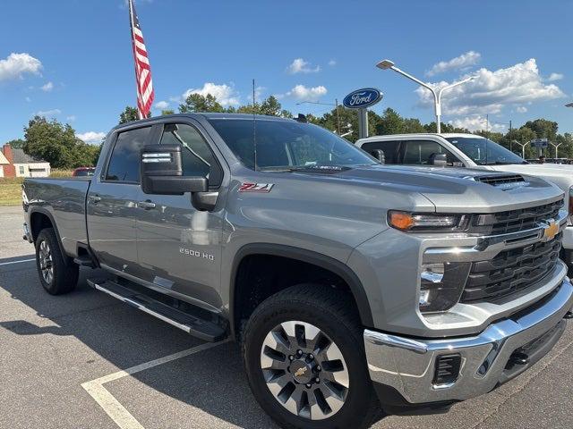 2024 Chevrolet Silverado 2500HD 4WD Crew Cab Long Bed LT
