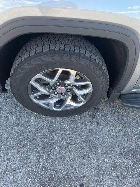 2023 GMC Sierra 1500 4WD Crew Cab Short Box SLT 2023 GMC Sierra 1500 4WD Crew Cab Short Box SLT