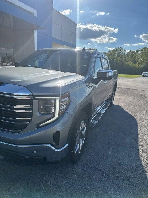 2023 GMC Sierra 1500 4WD Crew Cab Short Box SLT 2023 GMC Sierra 1500 4WD Crew Cab Short Box SLT