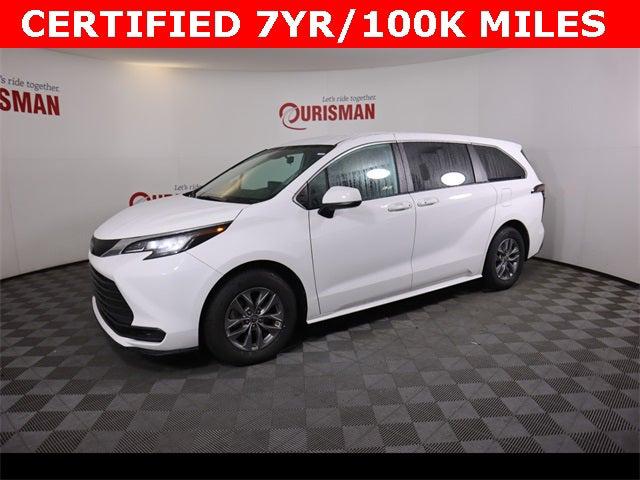 2023 Toyota Sienna LE 2023 Toyota Sienna LE