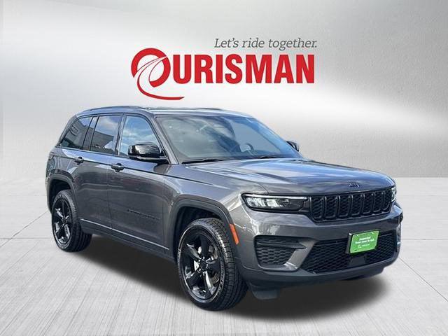 2023 Jeep Grand Cherokee Altitude 4x4 2023 Jeep Grand Cherokee Altitude 4x4