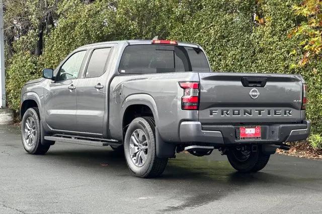 2026 Nissan Frontier Crew Cab Long Bed SV 4x4