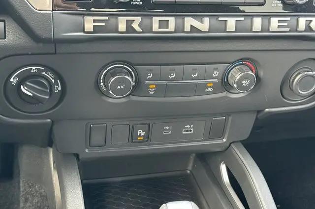2026 Nissan Frontier Crew Cab Long Bed SV 4x4