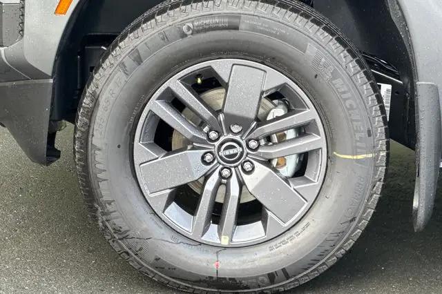 2026 Nissan Frontier Crew Cab Long Bed SV 4x4