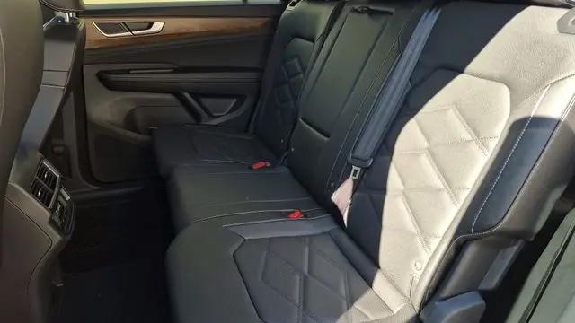 2026 Volkswagen Atlas SE