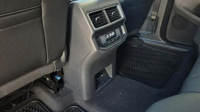2026 Volkswagen Atlas SE
