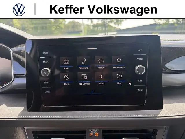 2026 Volkswagen Taos SE Black