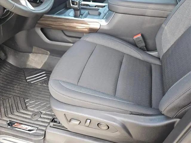 2026 Chevrolet Silverado 1500 4WD Crew Cab Short Bed LT Trail Boss