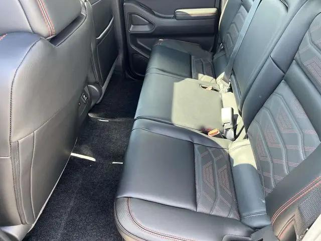 2026 Nissan Frontier Crew Cab Long Bed PRO-4X 4x4