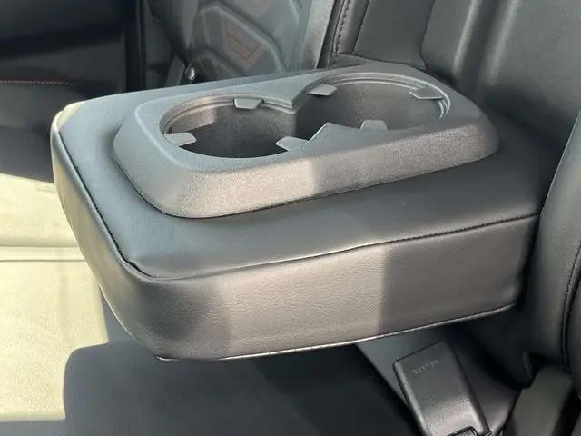 2026 Nissan Frontier Crew Cab Long Bed PRO-4X 4x4