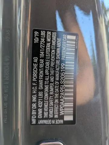 2020 Porsche 911 Carrera