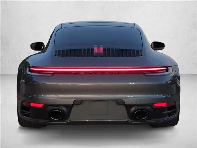 2020 Porsche 911 Carrera
