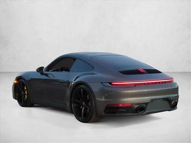 2020 Porsche 911 Carrera