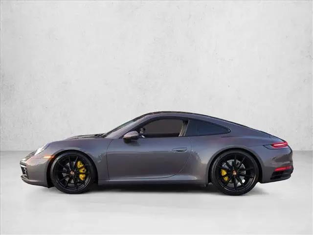 2020 Porsche 911 Carrera