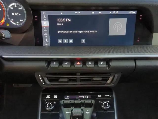 2020 Porsche 911 Carrera