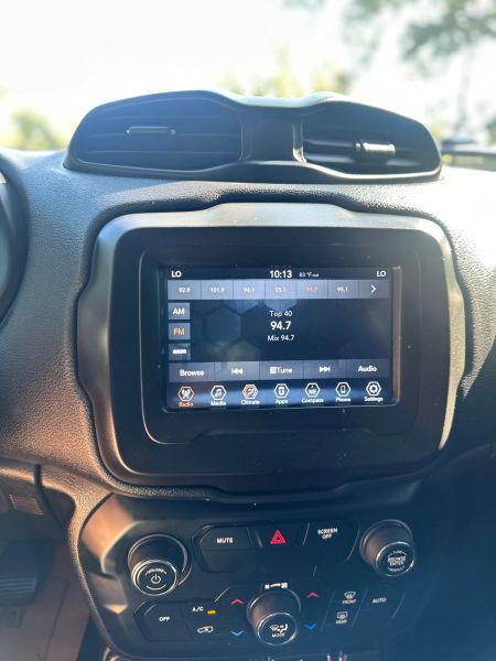 2020 Jeep Renegade Latitude FWD