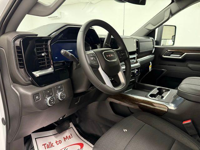2026 GMC Sierra 3500HD SLE