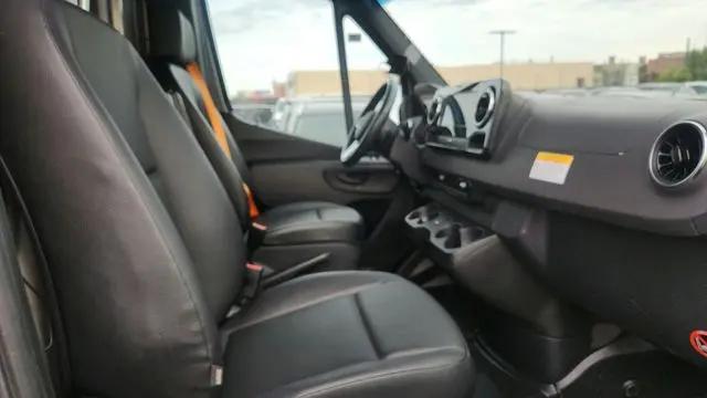 2022 Mercedes-Benz Sprinter 4500 High Roof V6