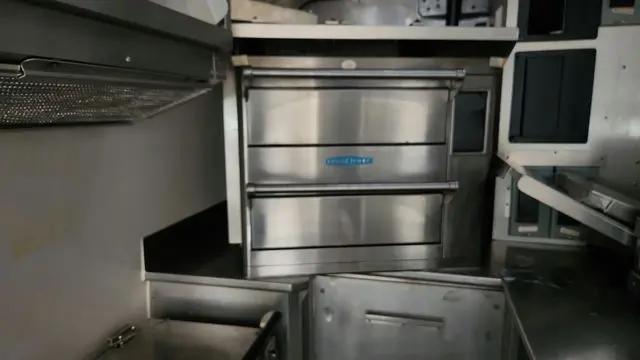 2022 Mercedes-Benz Sprinter 4500 High Roof V6