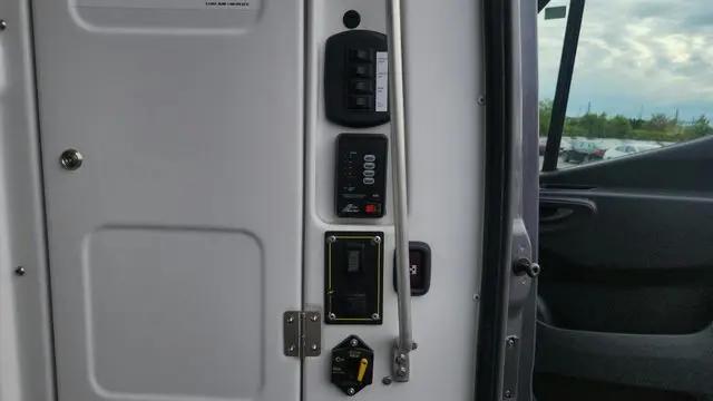 2022 Mercedes-Benz Sprinter 4500 High Roof V6