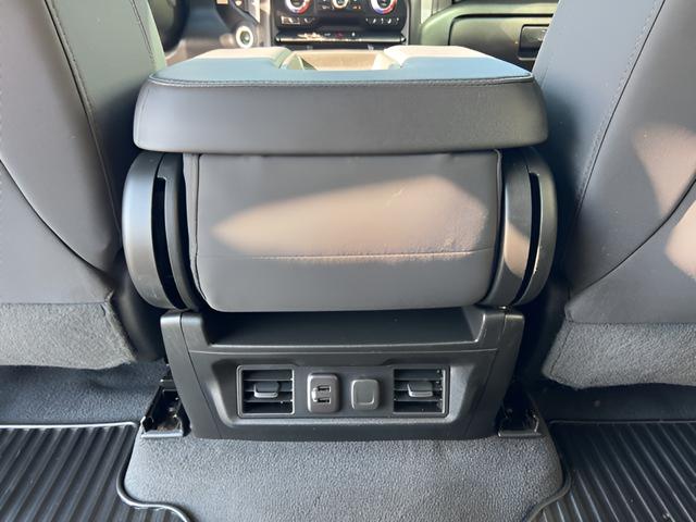 2023 GMC Sierra 3500HD 4WD Crew Cab Standard Bed SLE