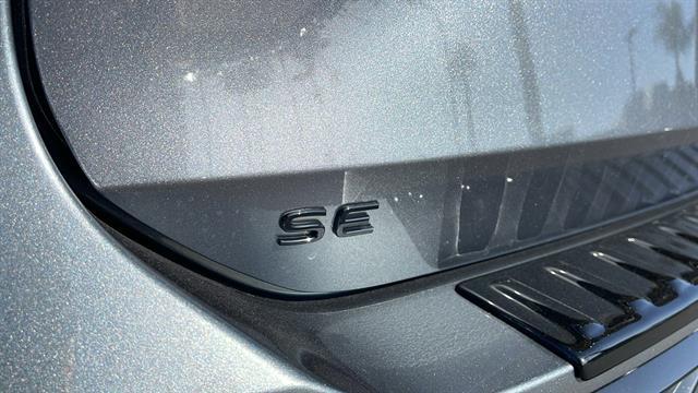 2025 Volkswagen Tiguan 2.0T SE R-Line Black