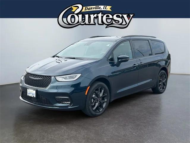 2022 Chrysler Pacifica Limited AWD 2022 Chrysler Pacifica Limited AWD