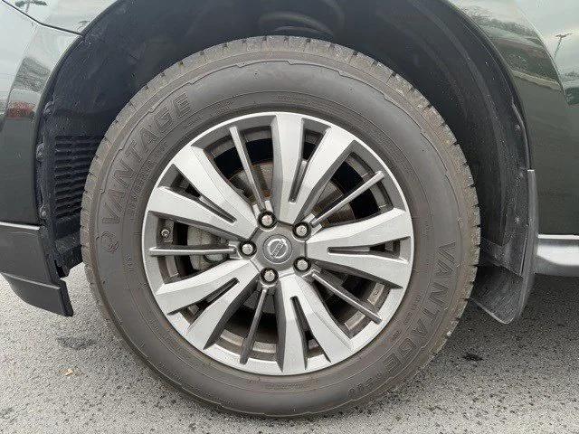 2019 Nissan Pathfinder SL 2019 Nissan Pathfinder SL