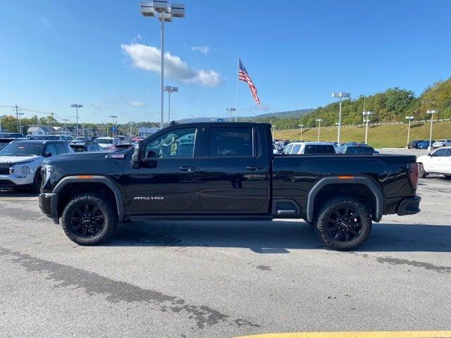 2024 GMC Sierra 2500HD 4WD Crew Cab Standard Bed AT4